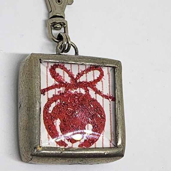 Rare Vintage Christmas Santa Ornament Two Sided Glass Pewter Swivel Clip Charm - Picture 4 of 10